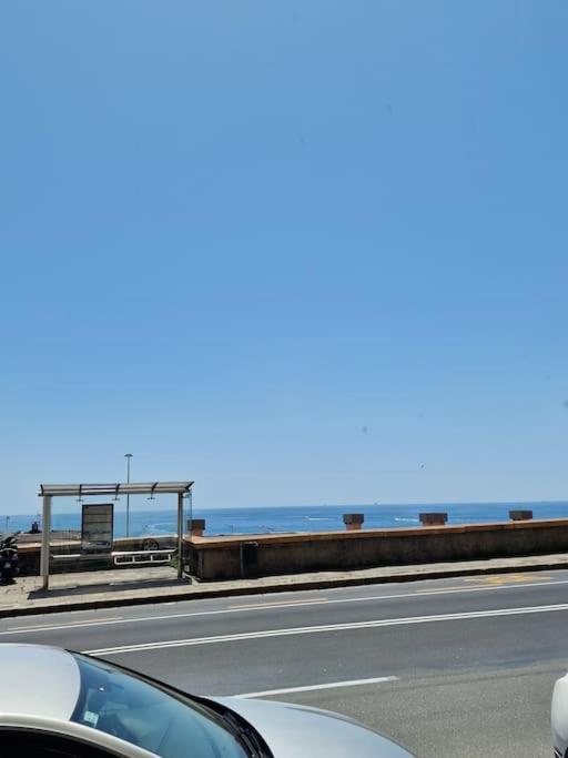 Nuovo, Appena Arredato Appartamento Genova